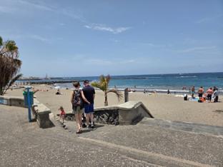 Pathway leading to the famous Playa Fañabé