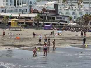 Rescue post and safety services for swimmers